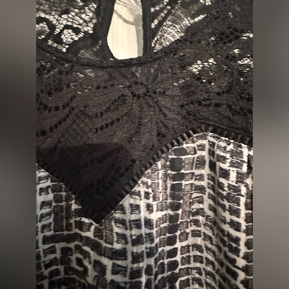 Blouse - Picture 4 of 7